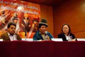 Guimer Zambrana, Ana Limachi and Cicilia Peruzzo
